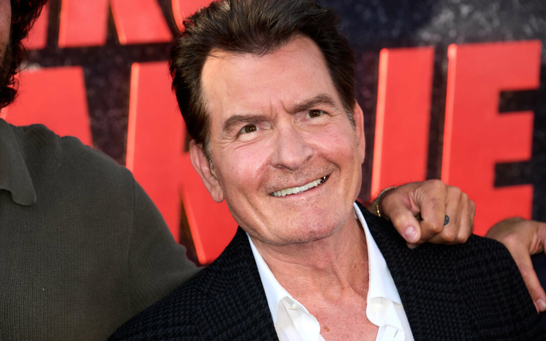 La resurrección de Charlie Sheen: documental, memorias y planes de futuro