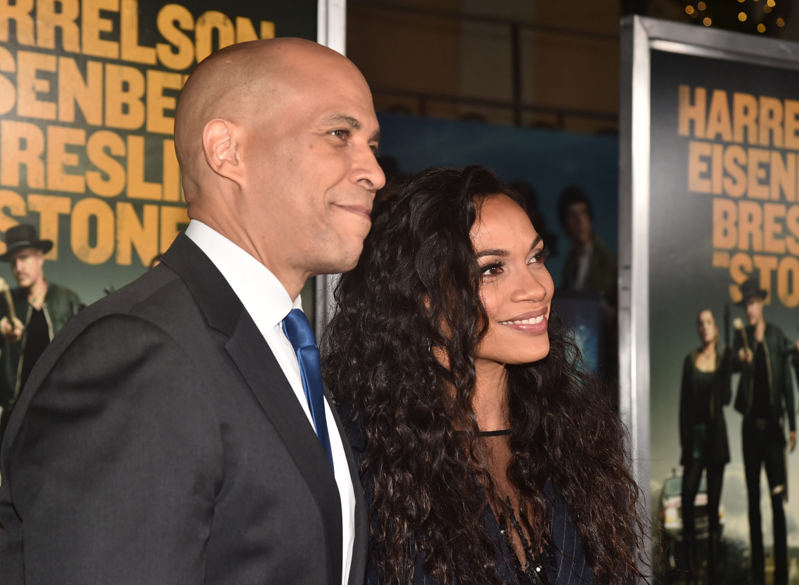 Rosario Dawson y Cory Booker
